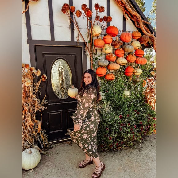 Meet your Posher, Victoria - Picture 4 of 4